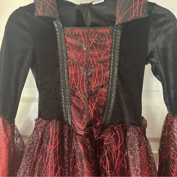 Spirit Halloween Girls Vampire Costume Dress  Gothic Medieval Size M 8-10 - Picture 6 of 9